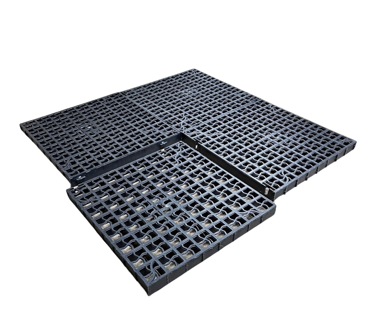 Interlocking floor panels